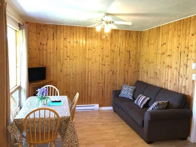 Fiddlers Green Country Cottages Brackley Beach Buitenkant foto
